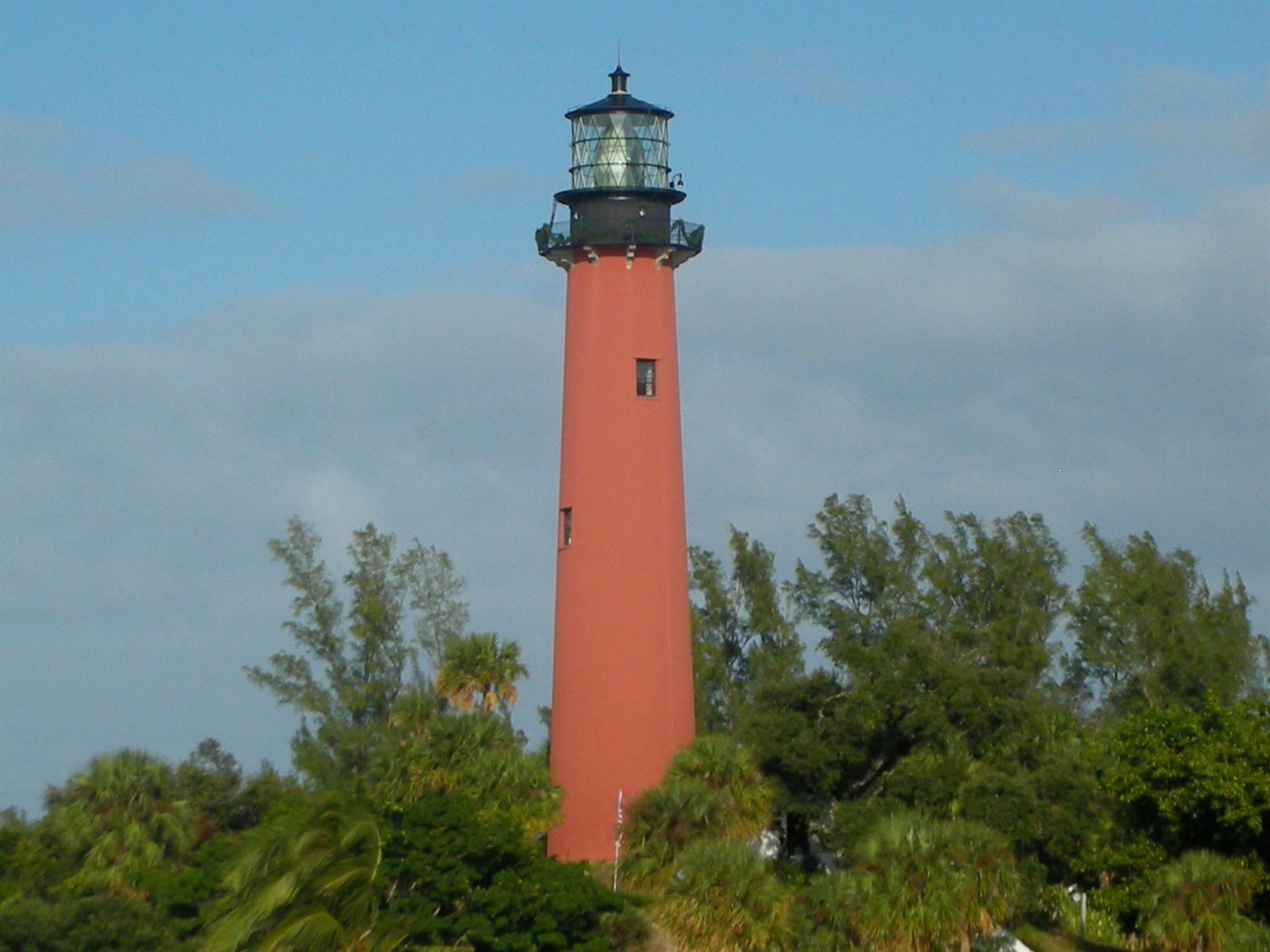 2502 Fairway Dr Jupiter, FL 33477