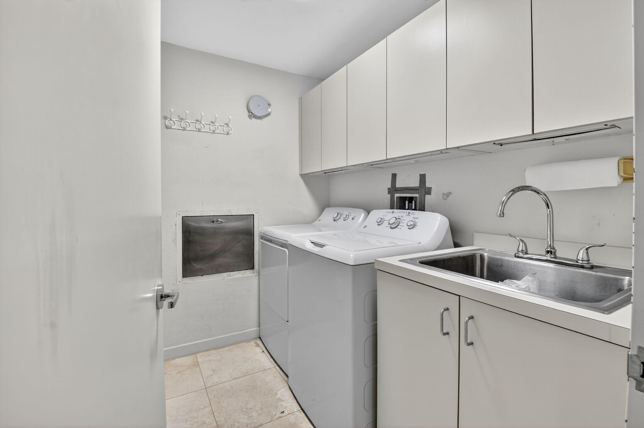 1500 S Ocean #1603/04 Boca Raton, FL 33432