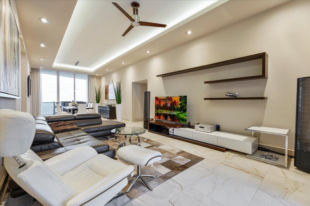 image Tdr Tower Ii Condo11