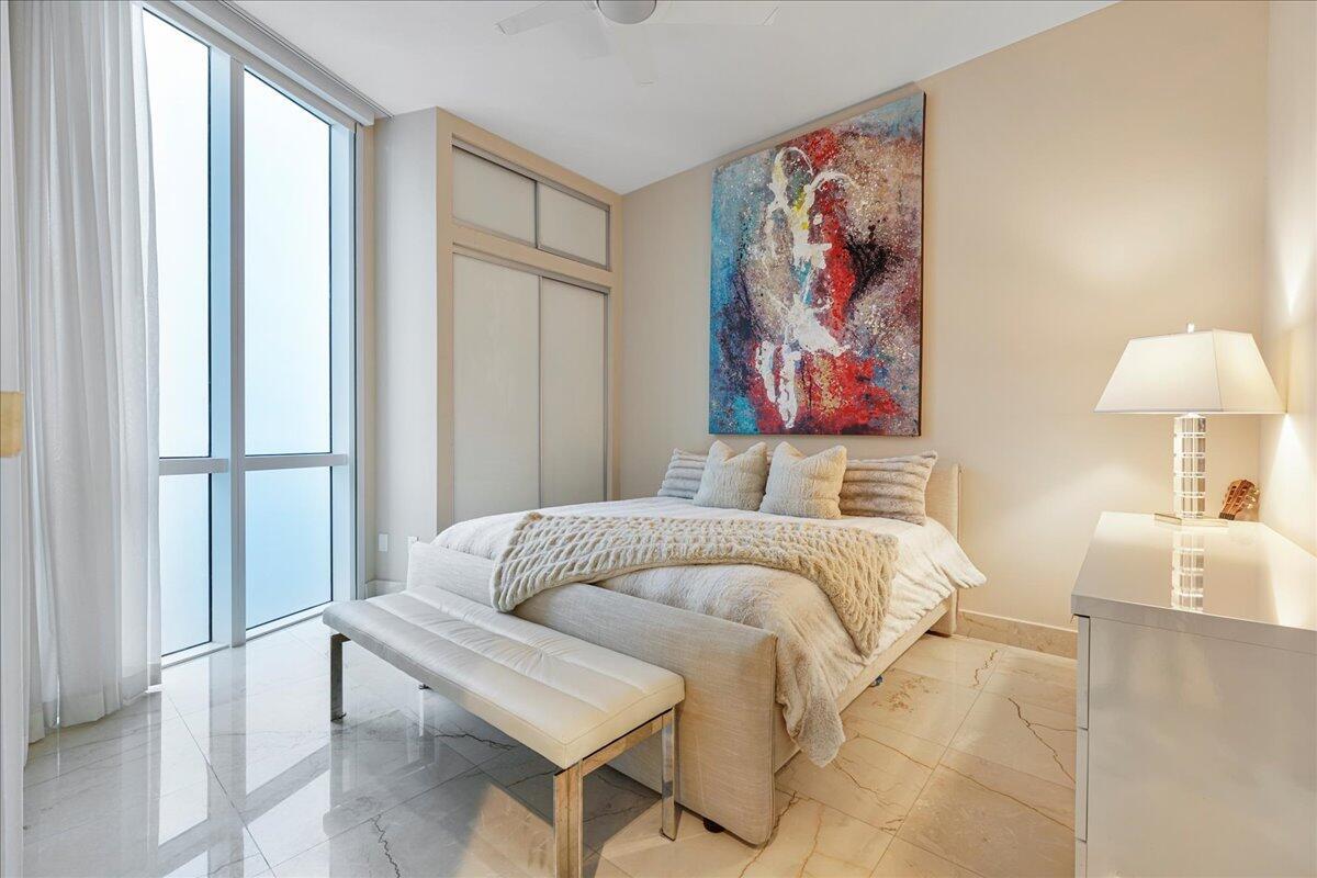 image Tdr Tower Ii Condo13