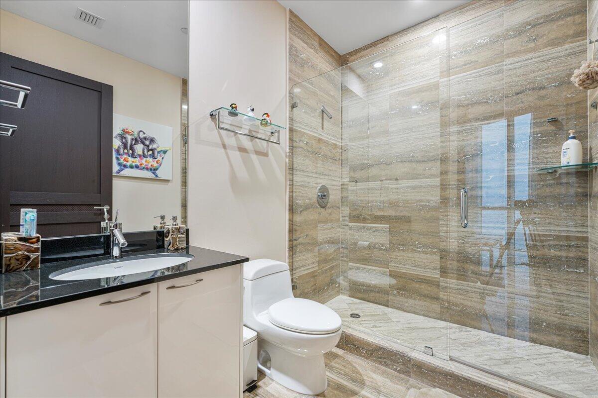 image Tdr Tower Ii Condo14