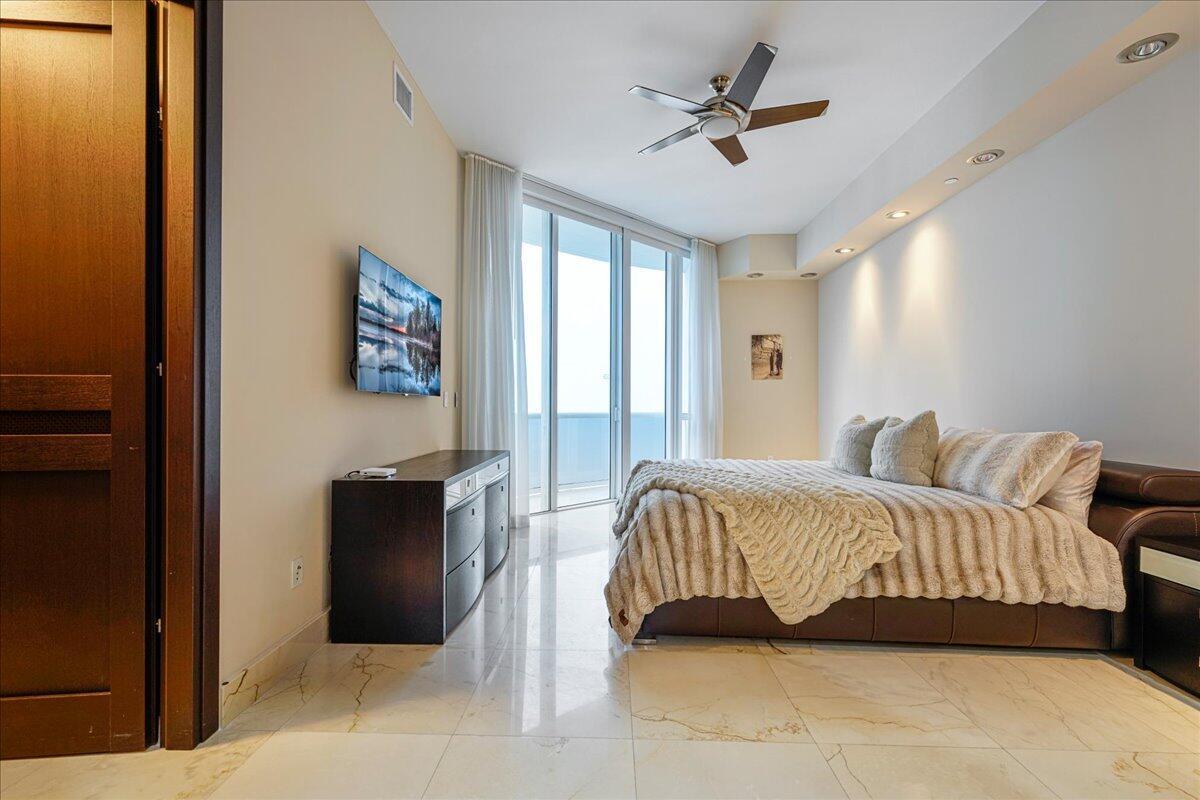 image Tdr Tower Ii Condo16