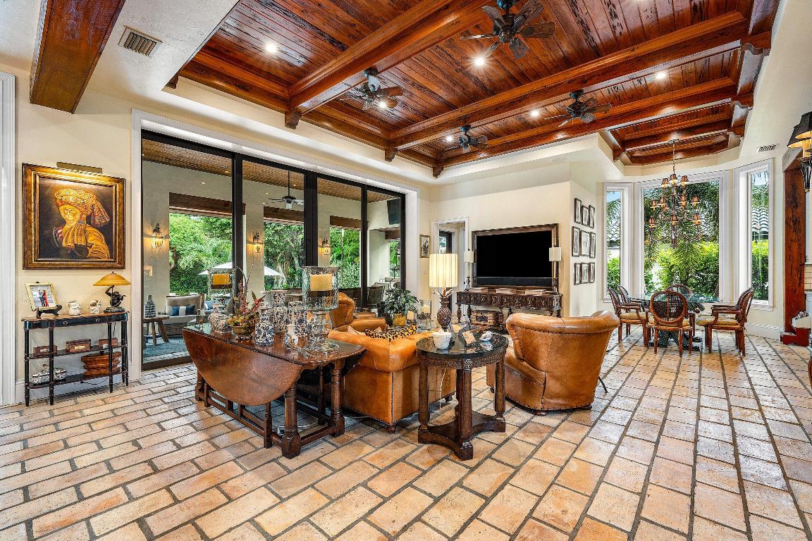 518 Harbor Delray Beach, FL 33483