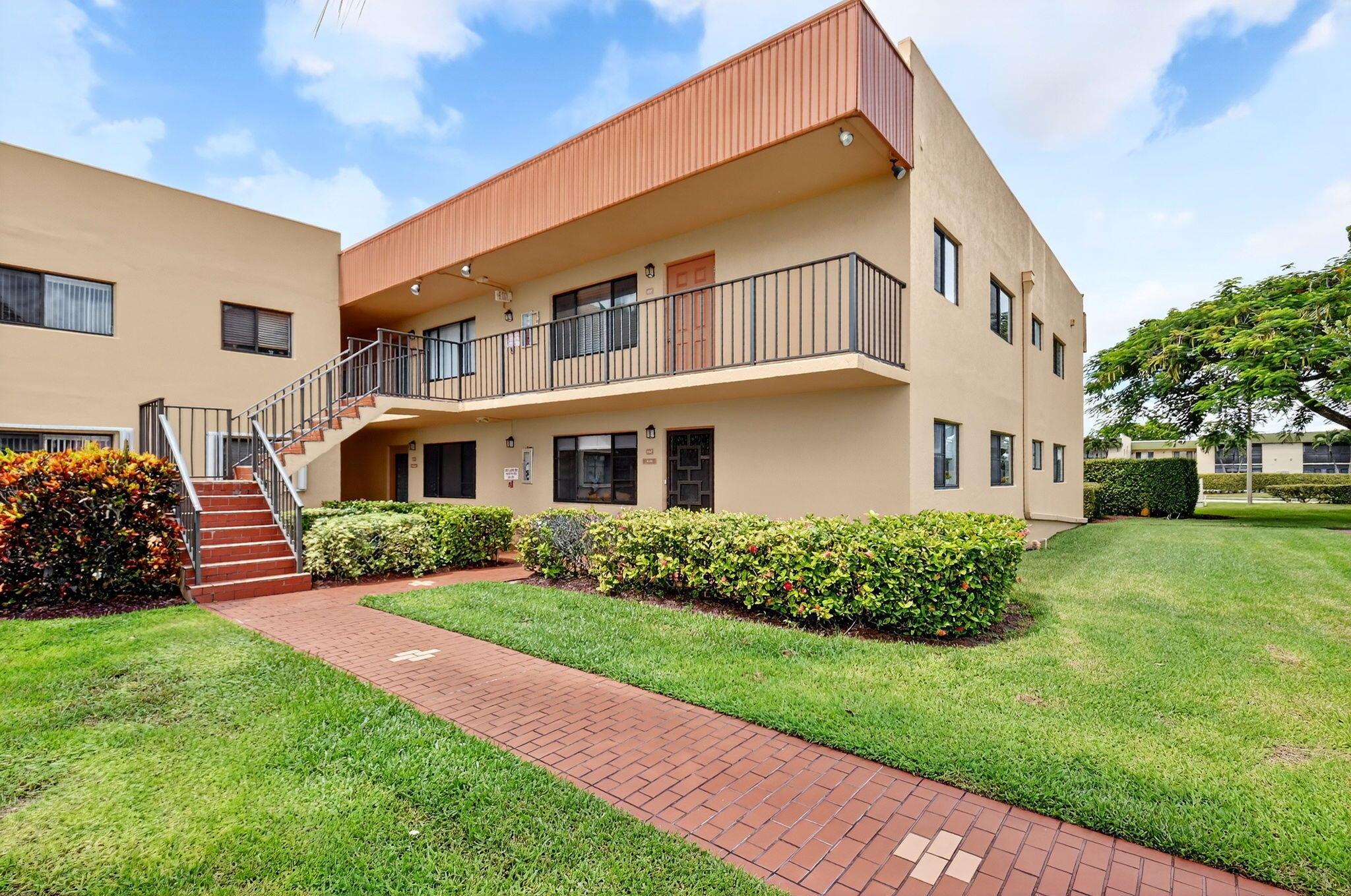 15216 Lakes Of Delray Blvd #140