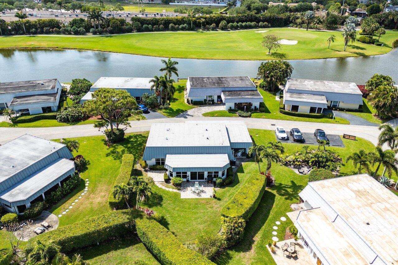 401 French Royale Cir
