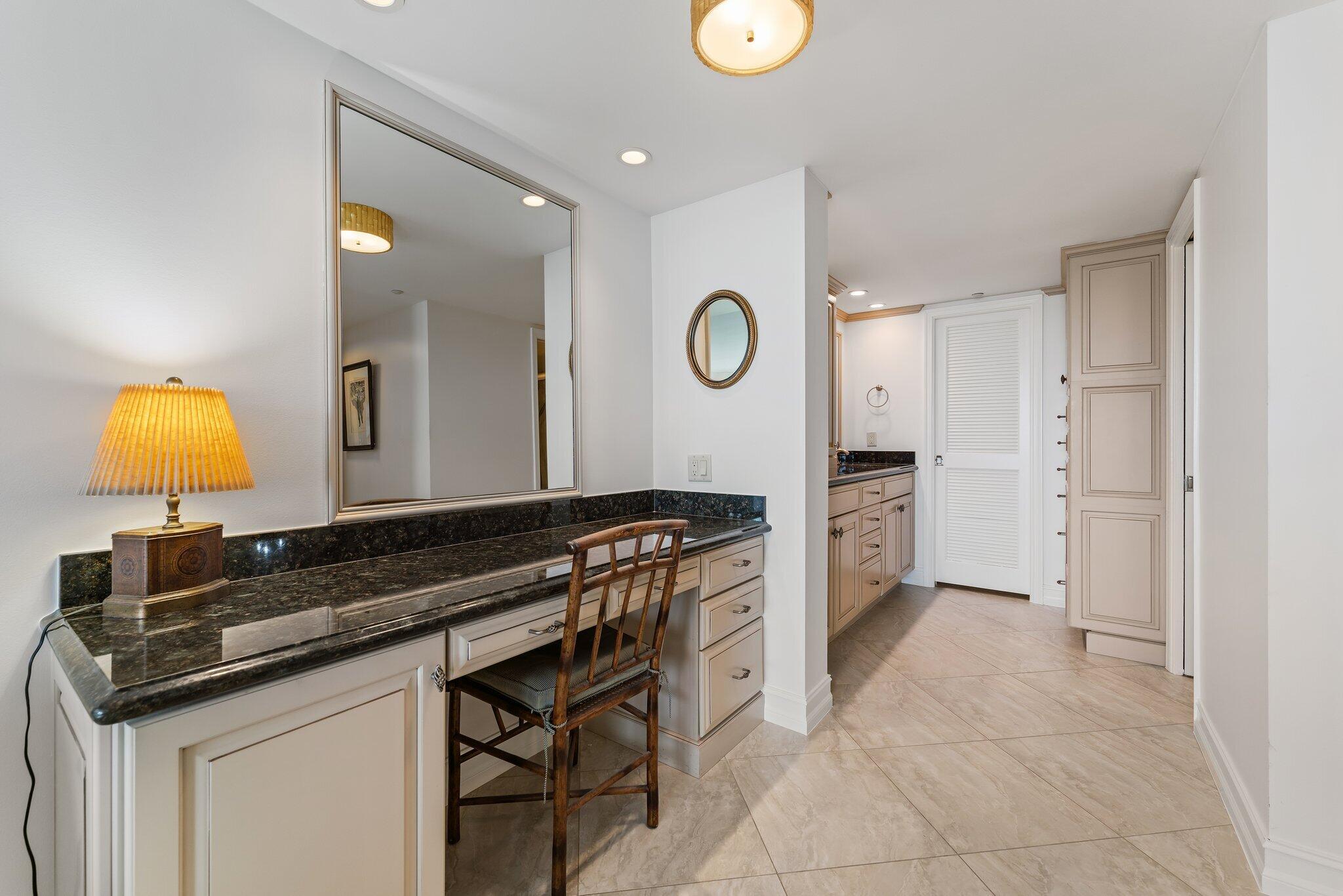 400 Beach Rd #Ph-C Tequesta, FL 33469