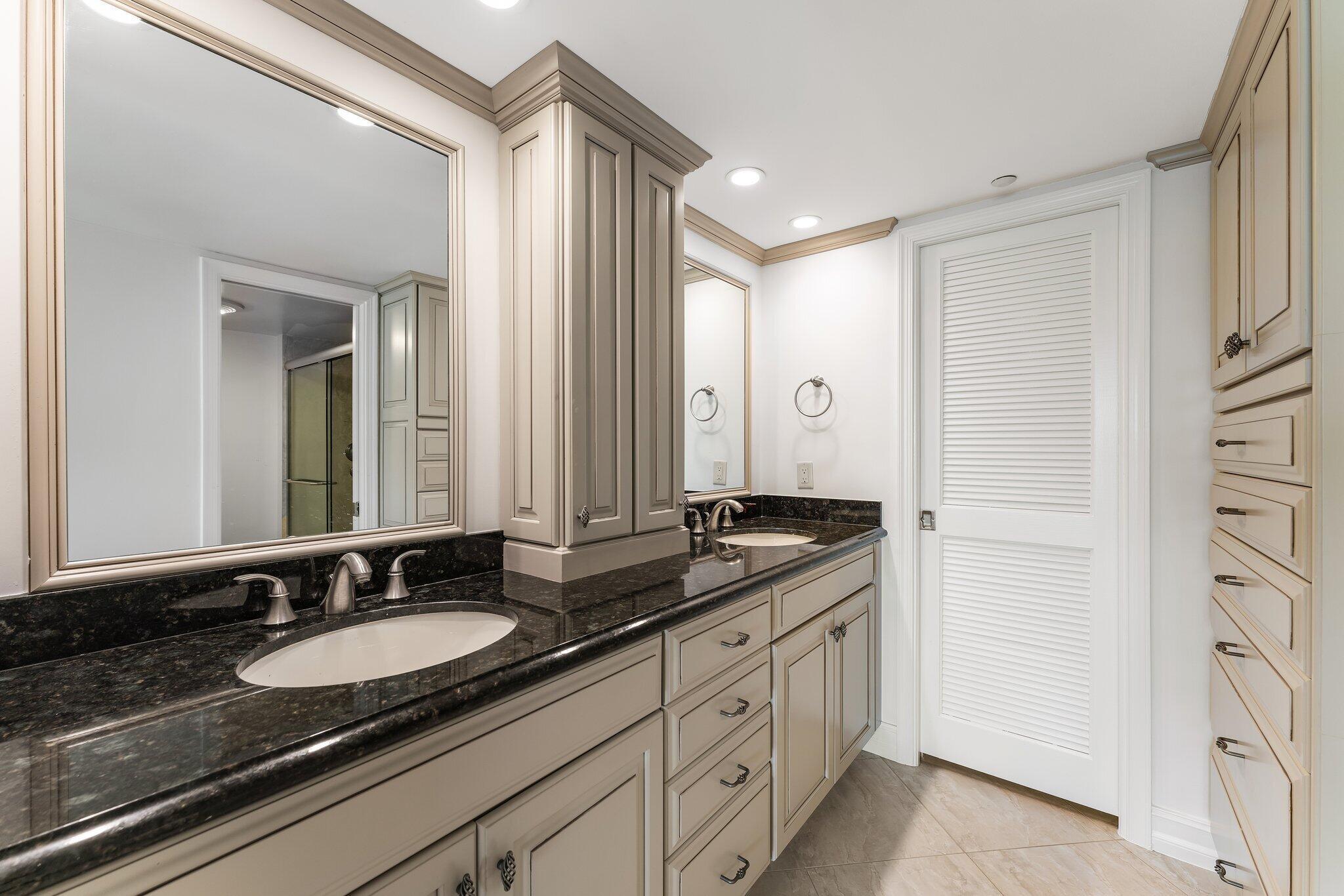 400 Beach Rd #Ph-C Tequesta, FL 33469