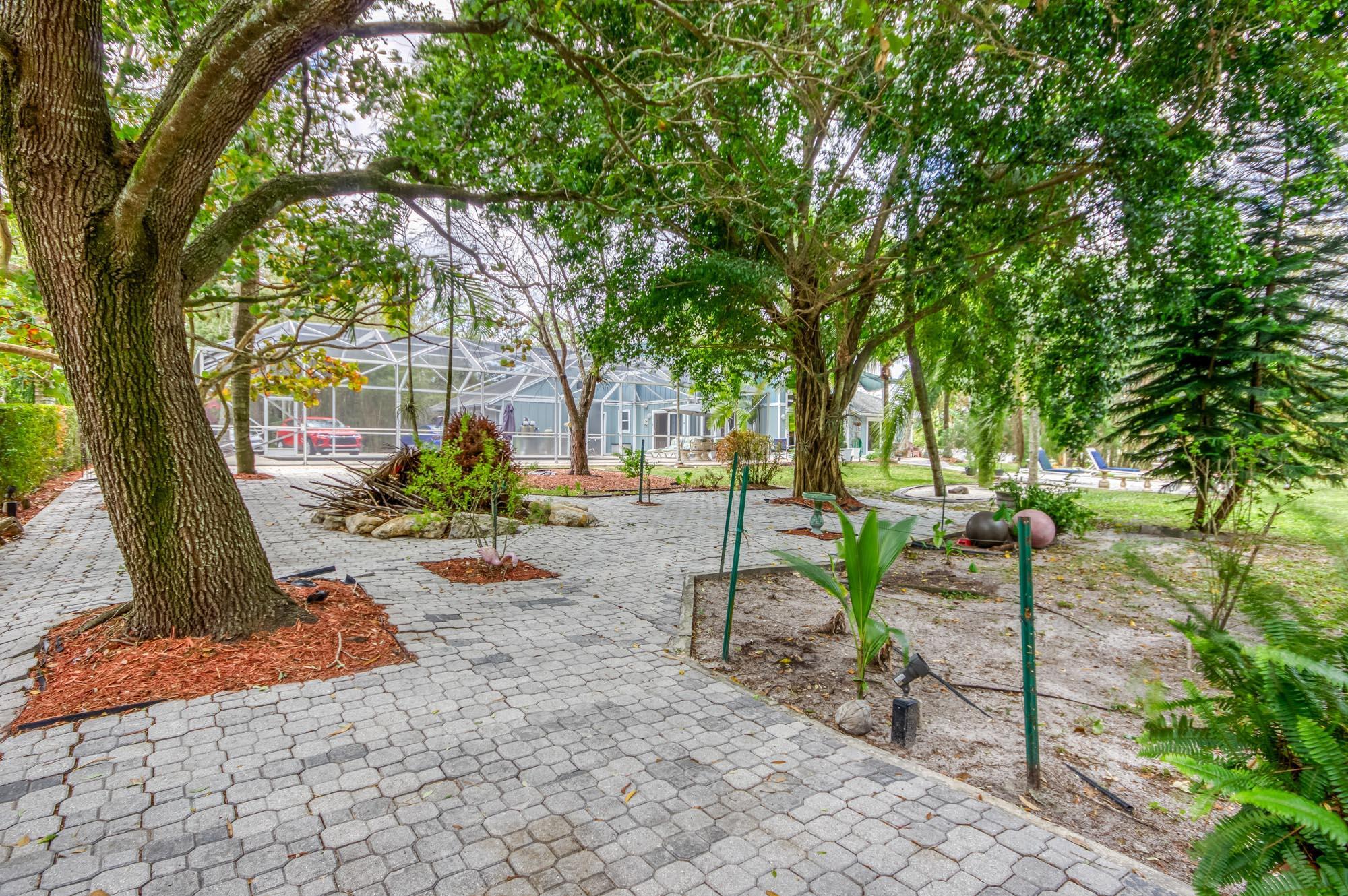 10767 153rd Ct Jupiter, FL 33478