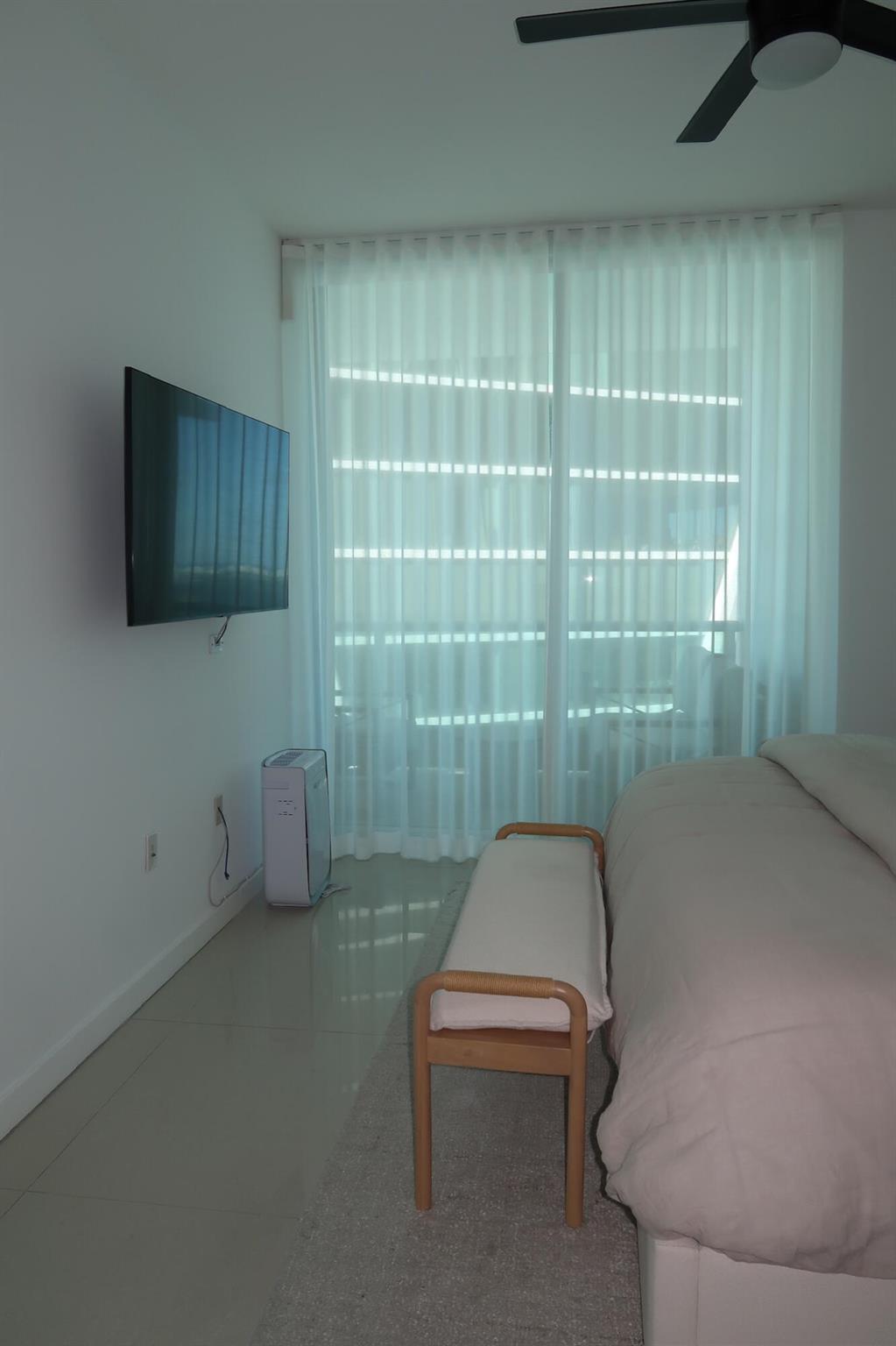 image 900 Biscayne Bay Condo10