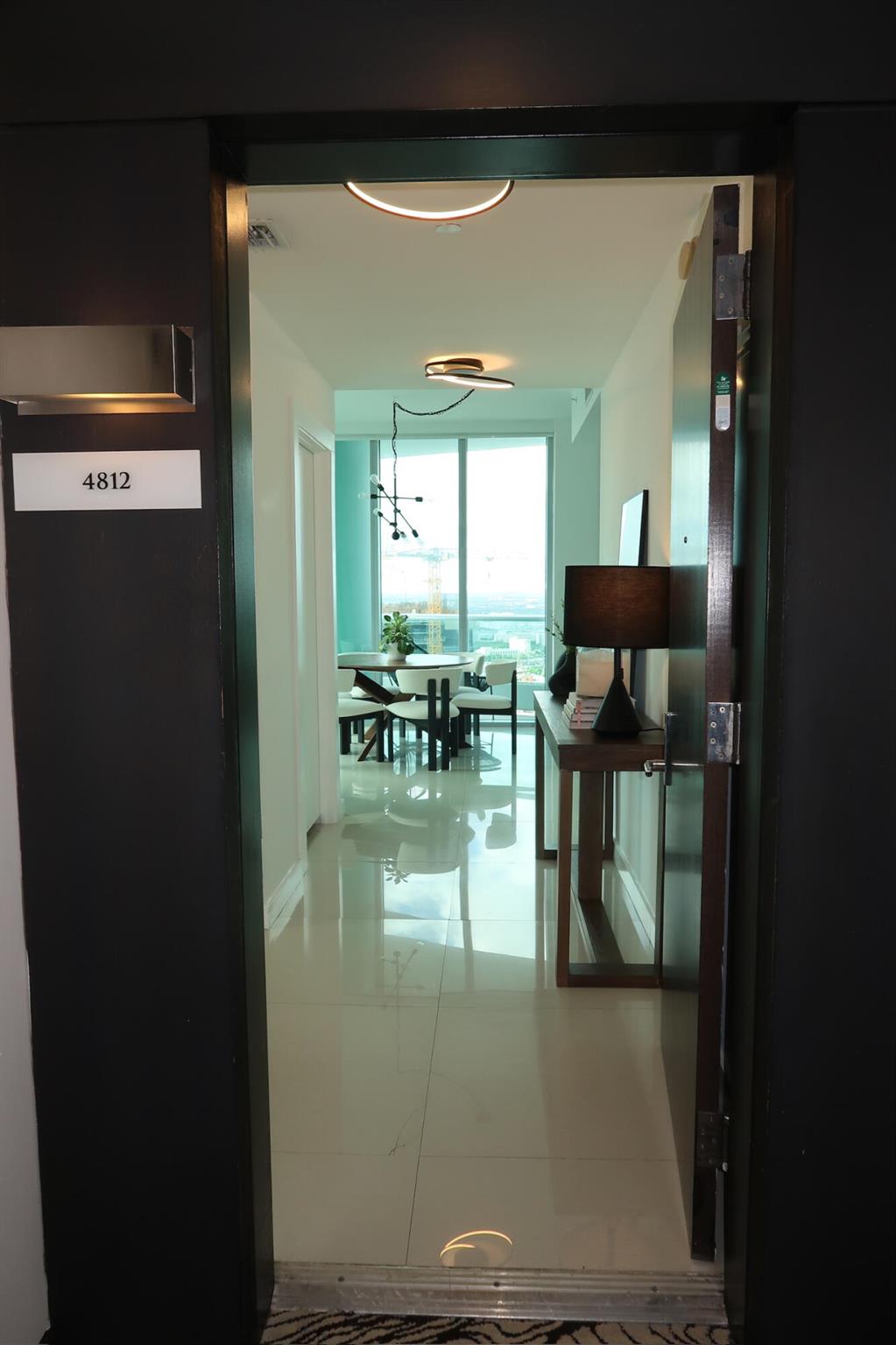 image 900 Biscayne Bay Condo7