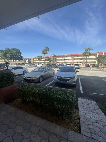 9420 S Hollybrook Lk Dr #105