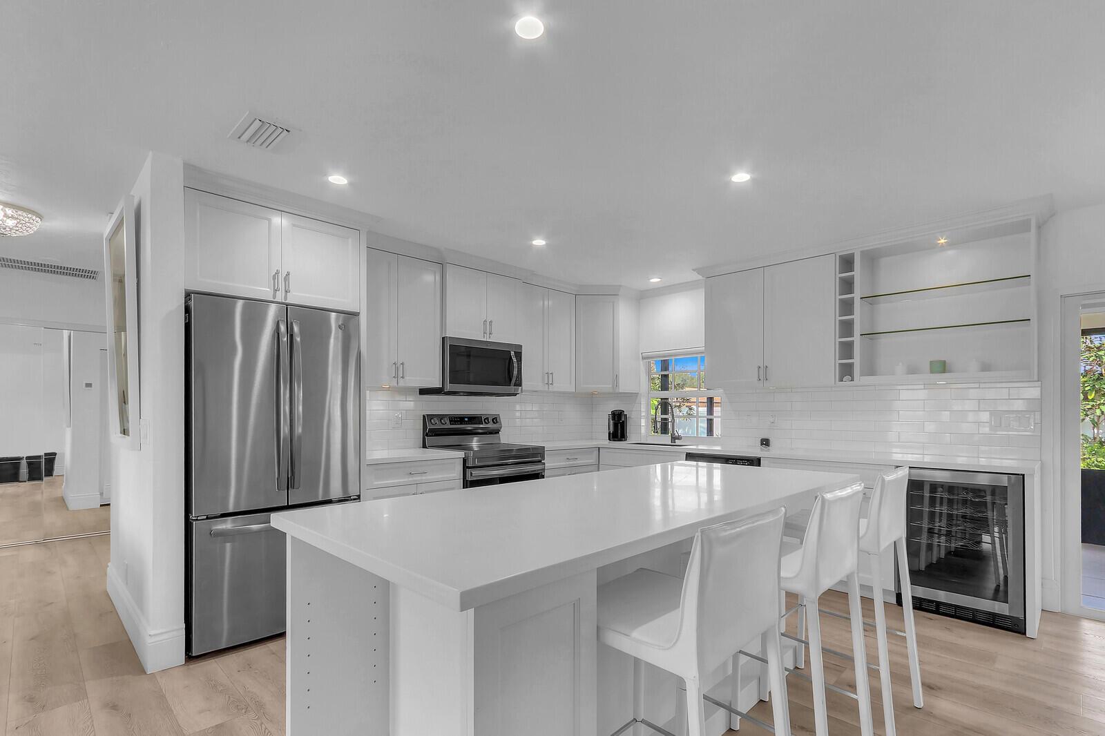 1 Beverly Rd Jupiter, FL 33469