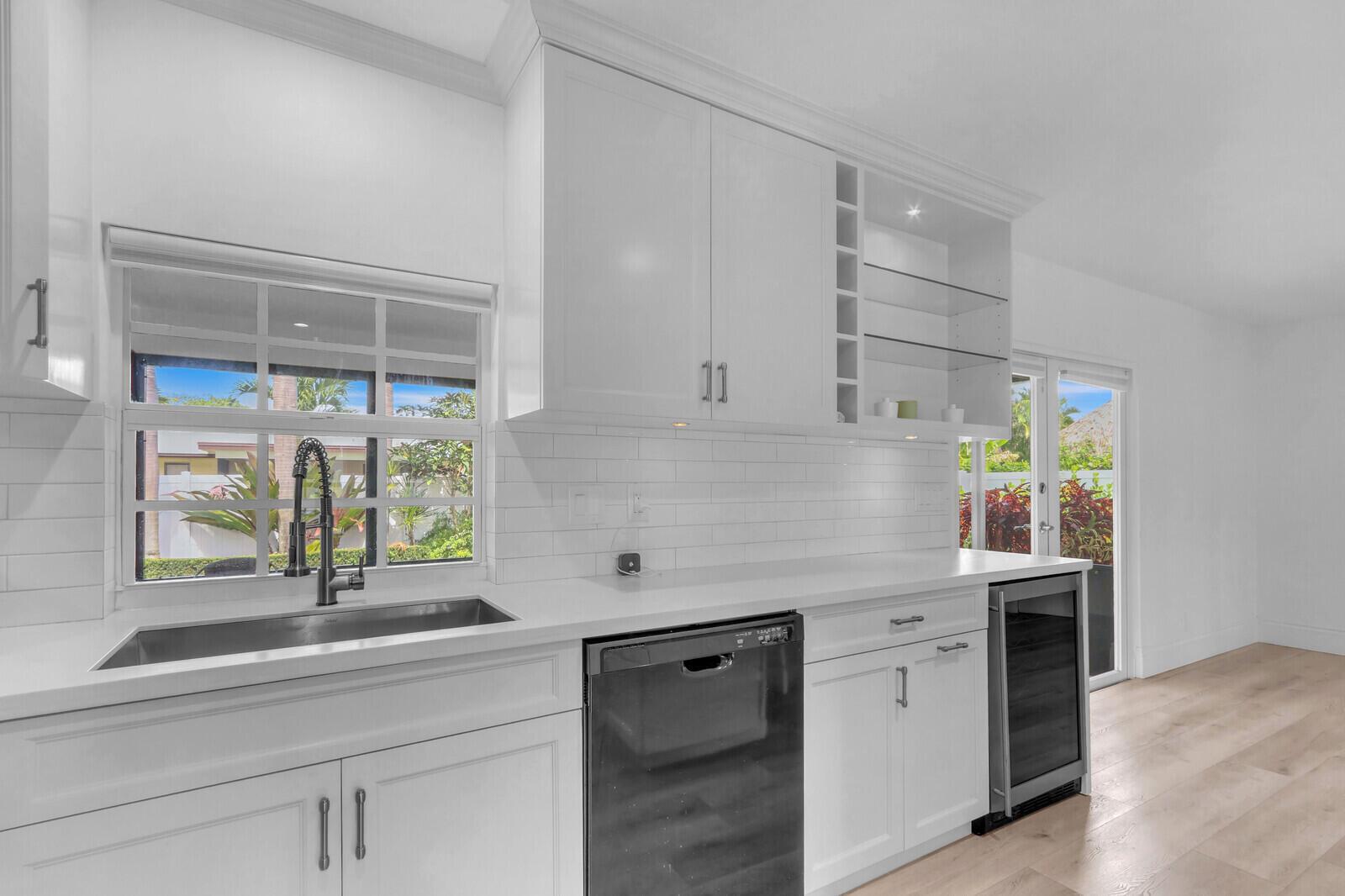 1 Beverly Rd Jupiter, FL 33469