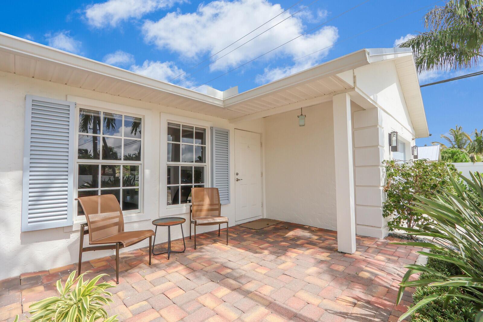 1 Beverly Rd Jupiter, FL 33469