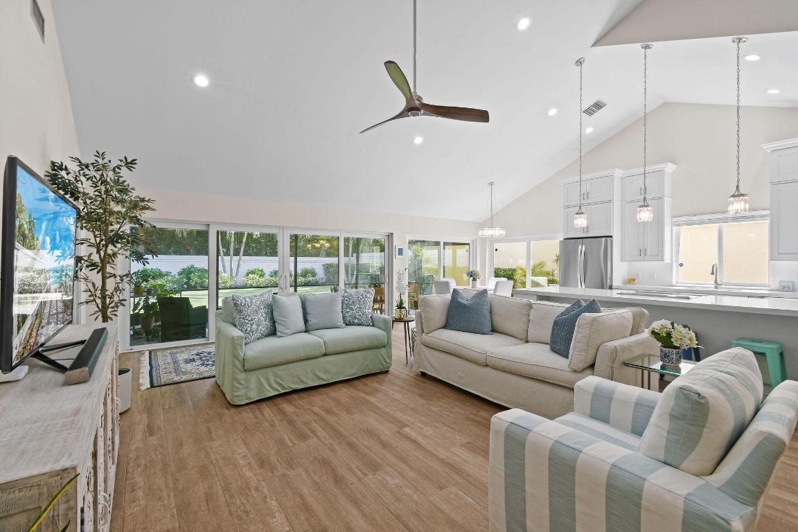 125 Sand Pine Jupiter, FL 33477