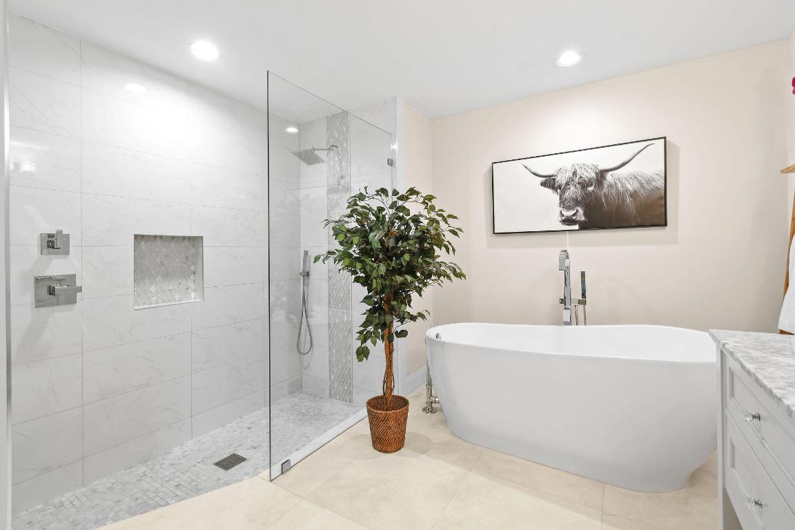 125 Sand Pine Jupiter, FL 33477