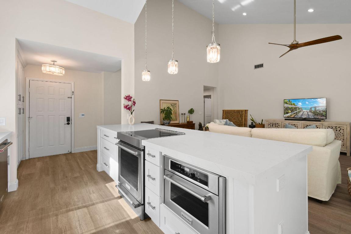 125 Sand Pine Jupiter, FL 33477