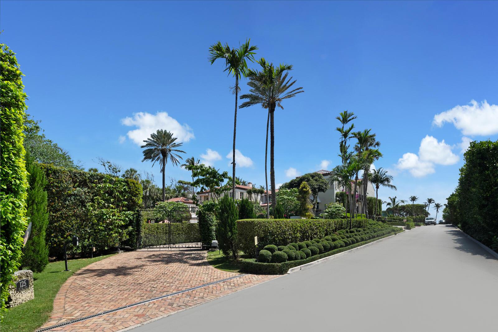 111 Via Del Lago Palm Beach, FL 33480