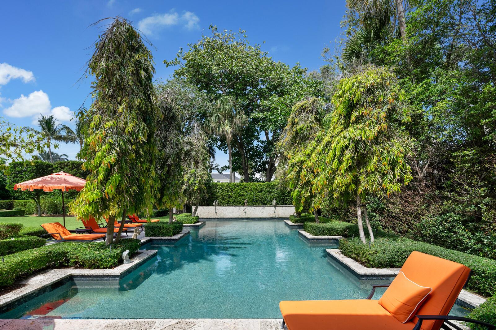 111 Via Del Lago Palm Beach, FL 33480