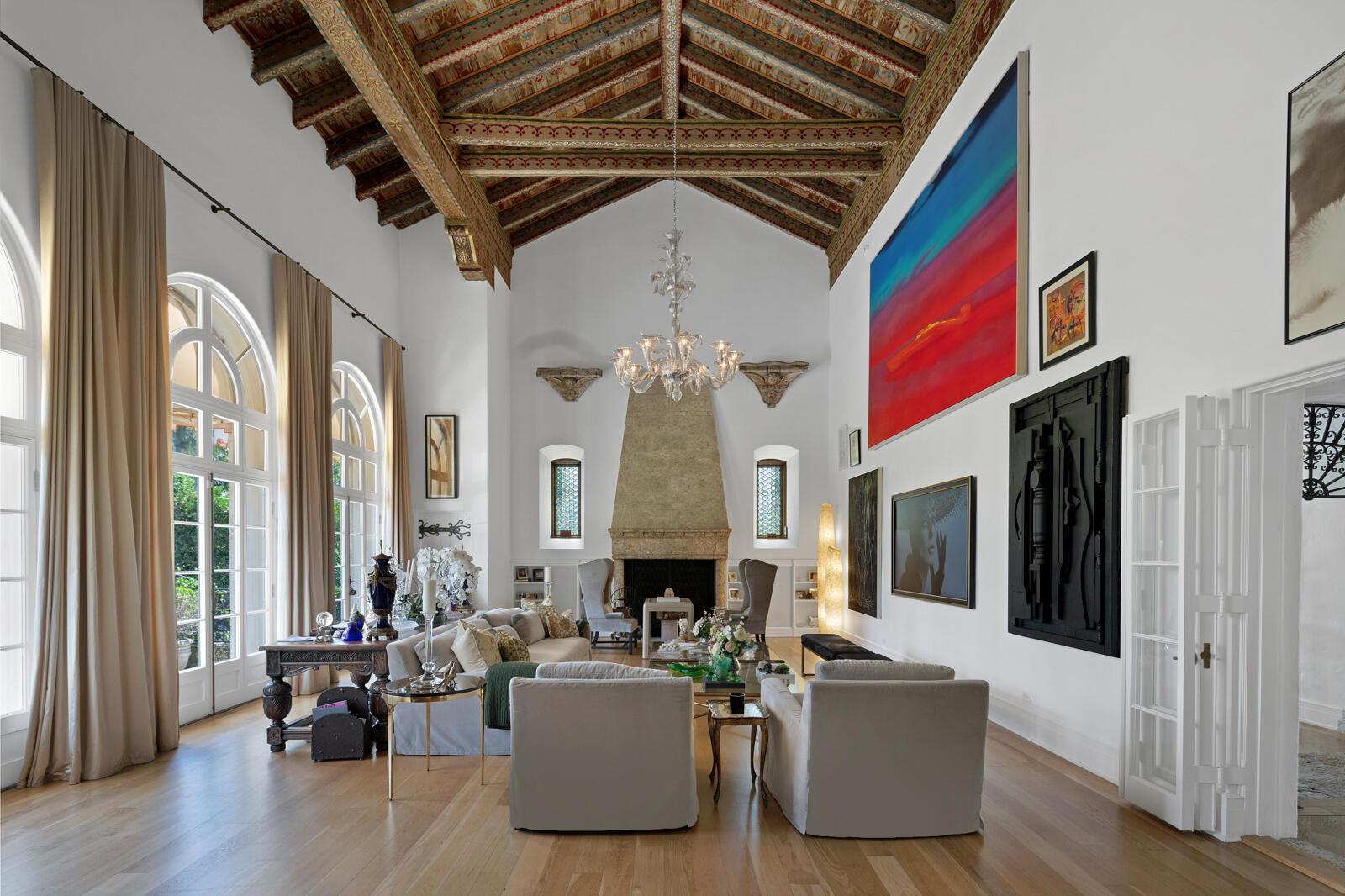 111 Via Del Lago Palm Beach, FL 33480