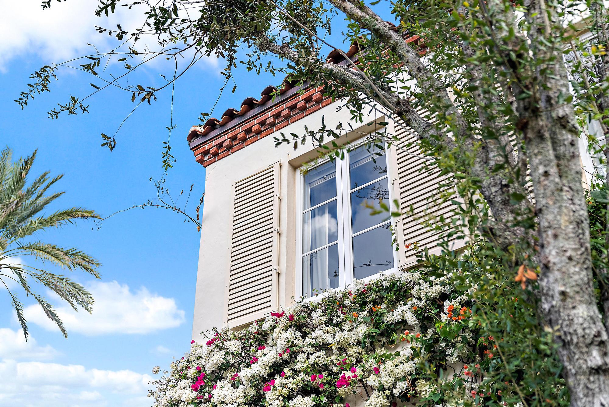 111 Via Del Lago Palm Beach, FL 33480