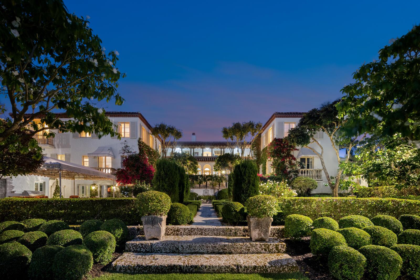 111 Via Del Lago Palm Beach, FL 33480