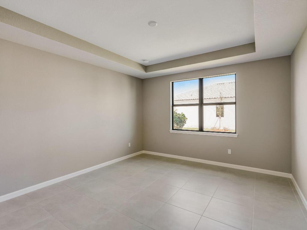 837 SE Courances Dr Port St Lucie, FL 34984