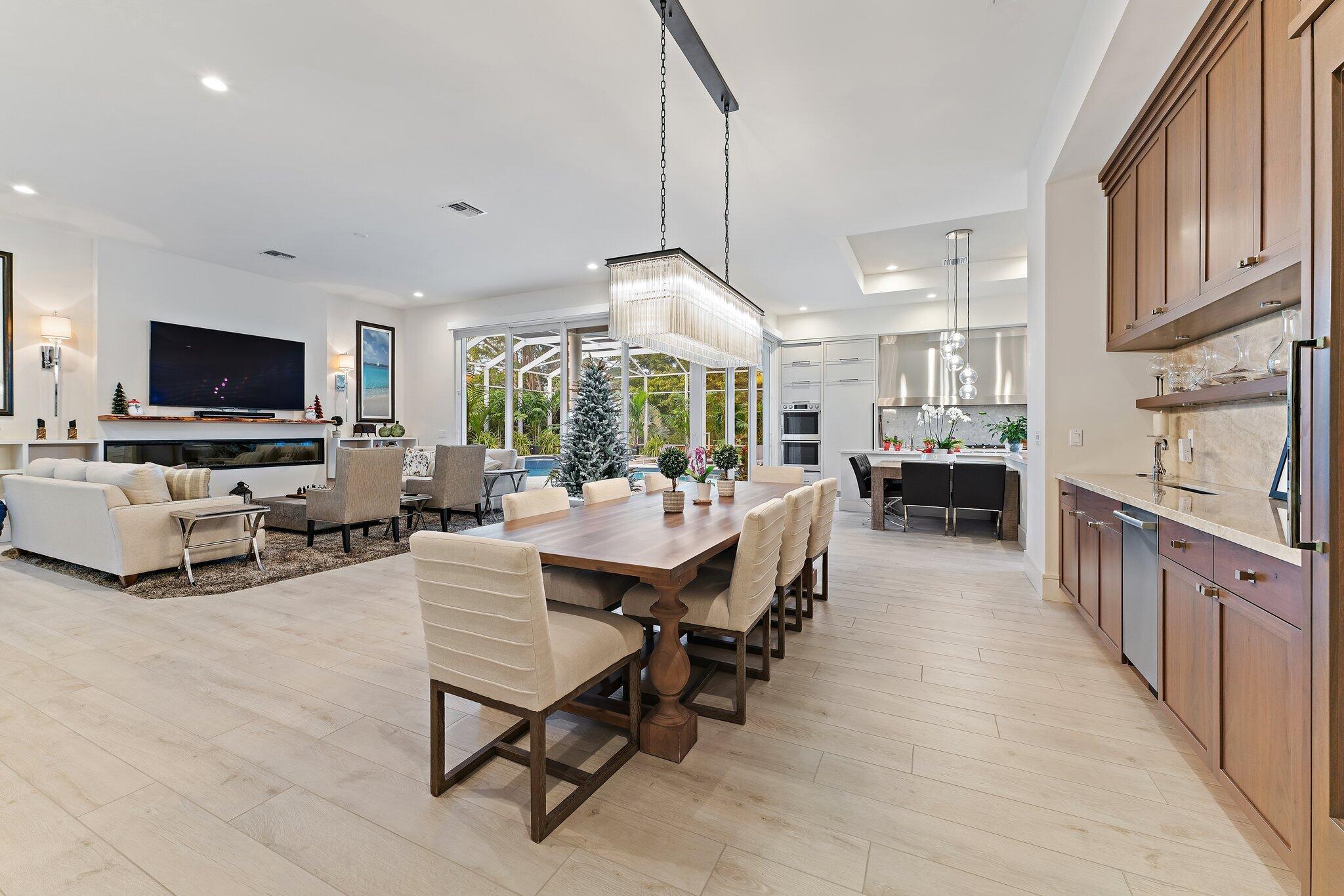 5255 Counter Play Palm Beach Gardens, FL 33418