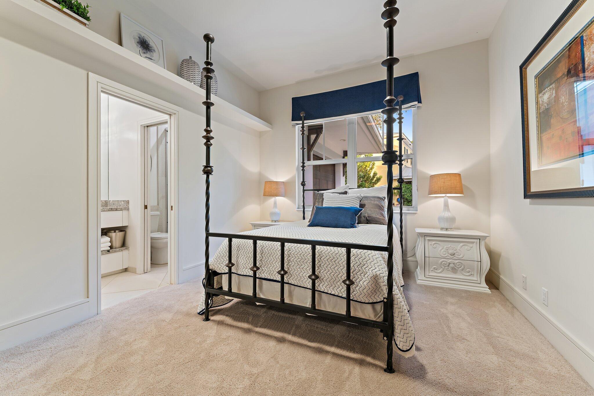 5255 Counter Play Palm Beach Gardens, FL 33418