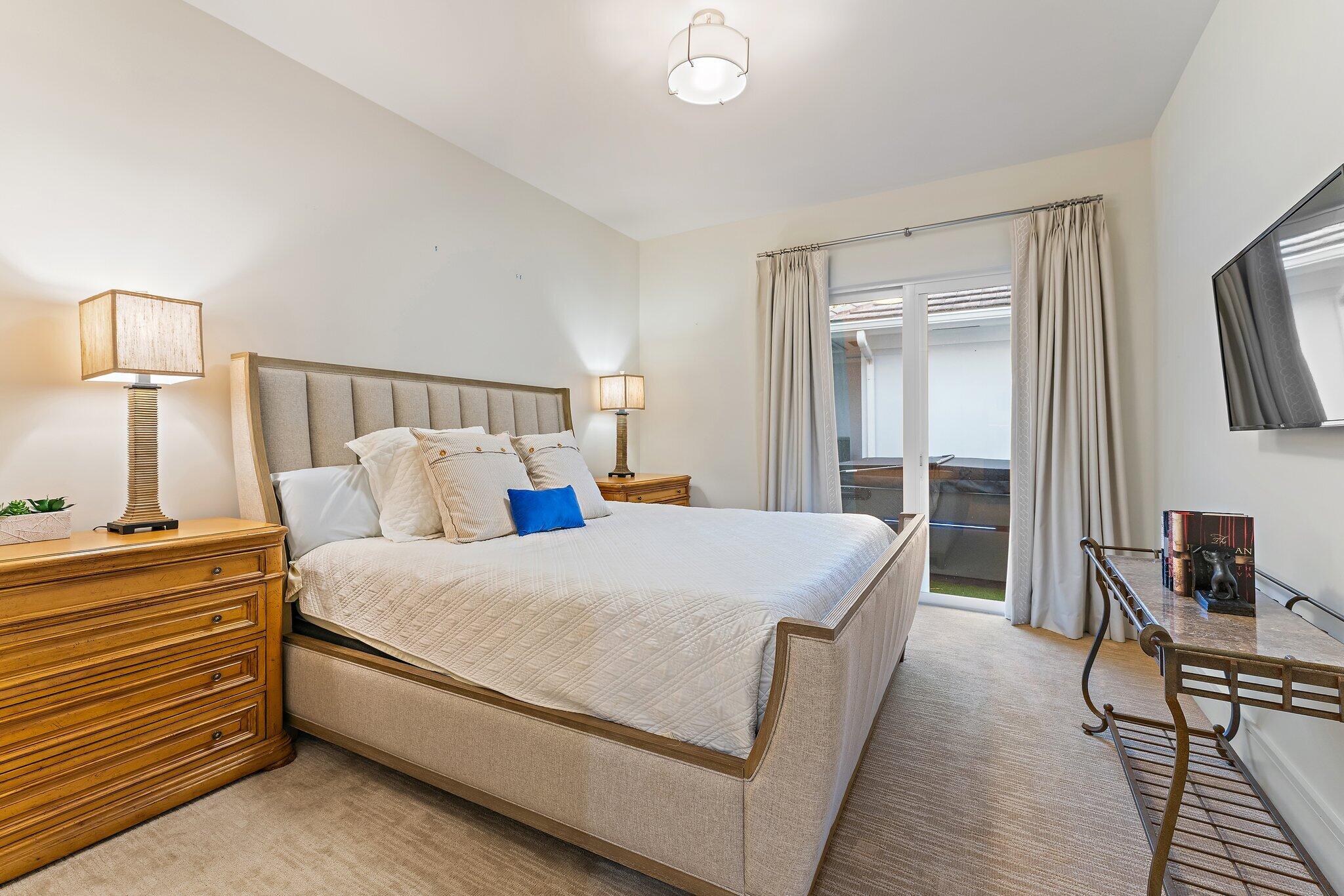 5255 Counter Play Palm Beach Gardens, FL 33418