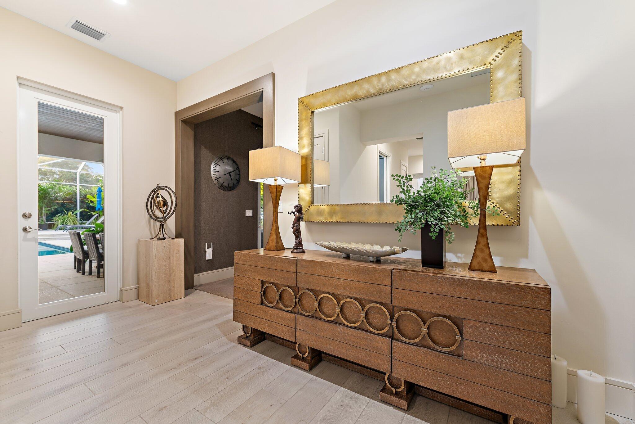 5255 Counter Play Palm Beach Gardens, FL 33418