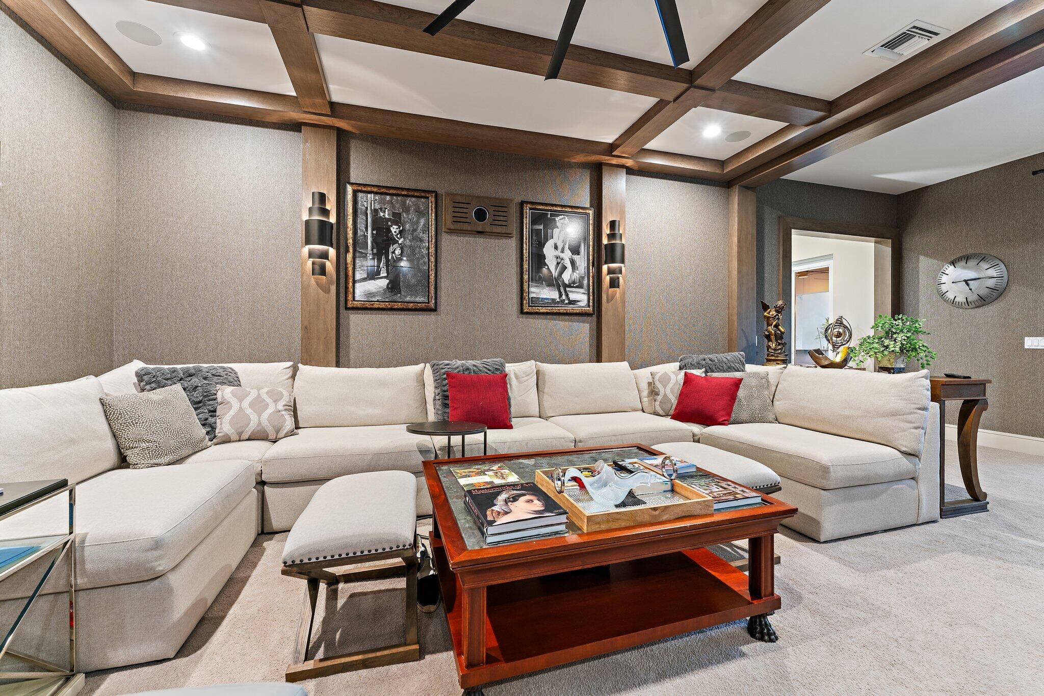 5255 Counter Play Palm Beach Gardens, FL 33418