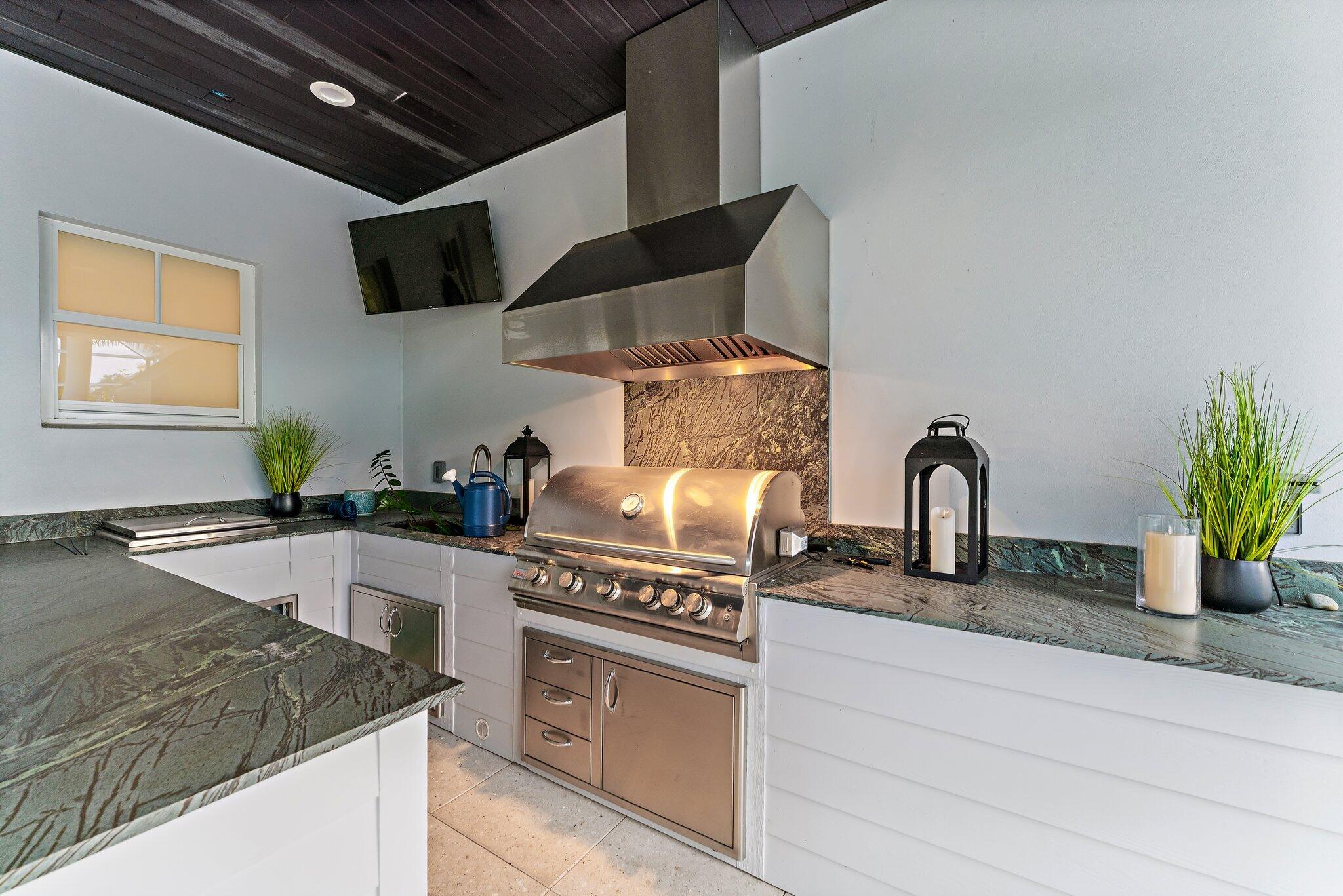 5255 Counter Play Palm Beach Gardens, FL 33418