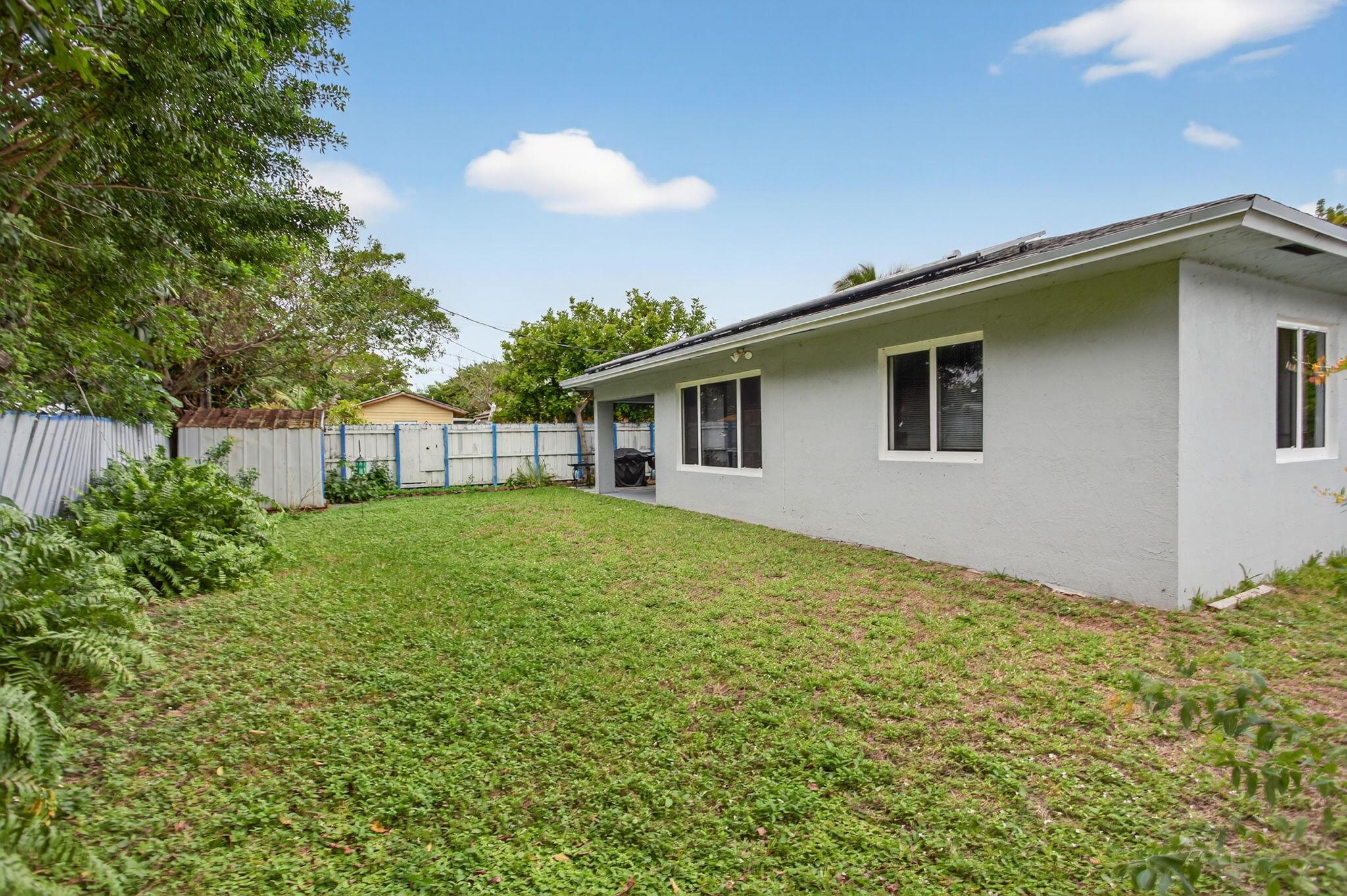 2636 NW 9th Ct Pompano Beach, FL 33069