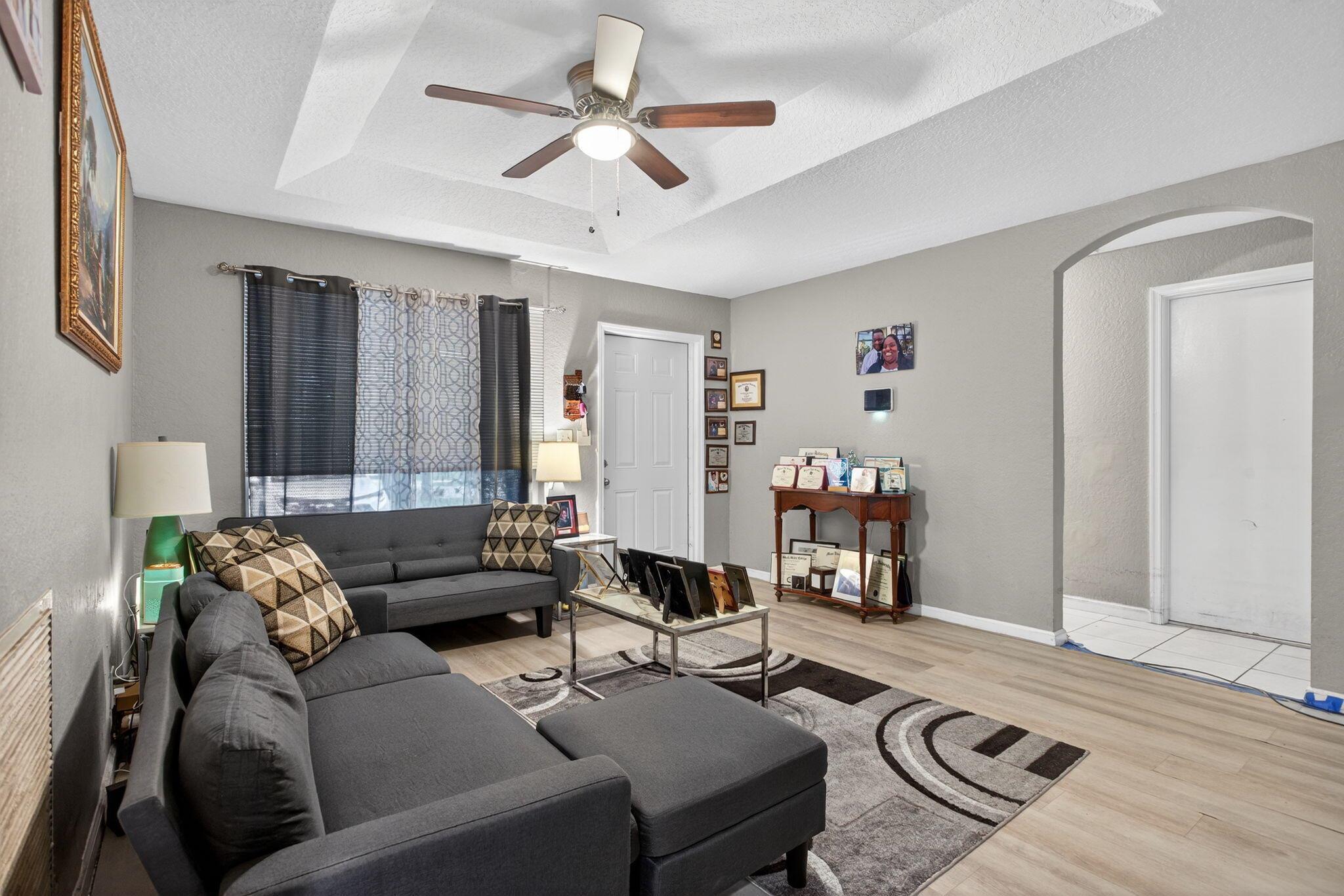 2636 NW 9th Ct Pompano Beach, FL 33069