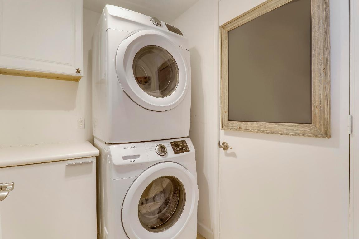 2640 Lake Shr #1508 Riviera Beach, FL 33404