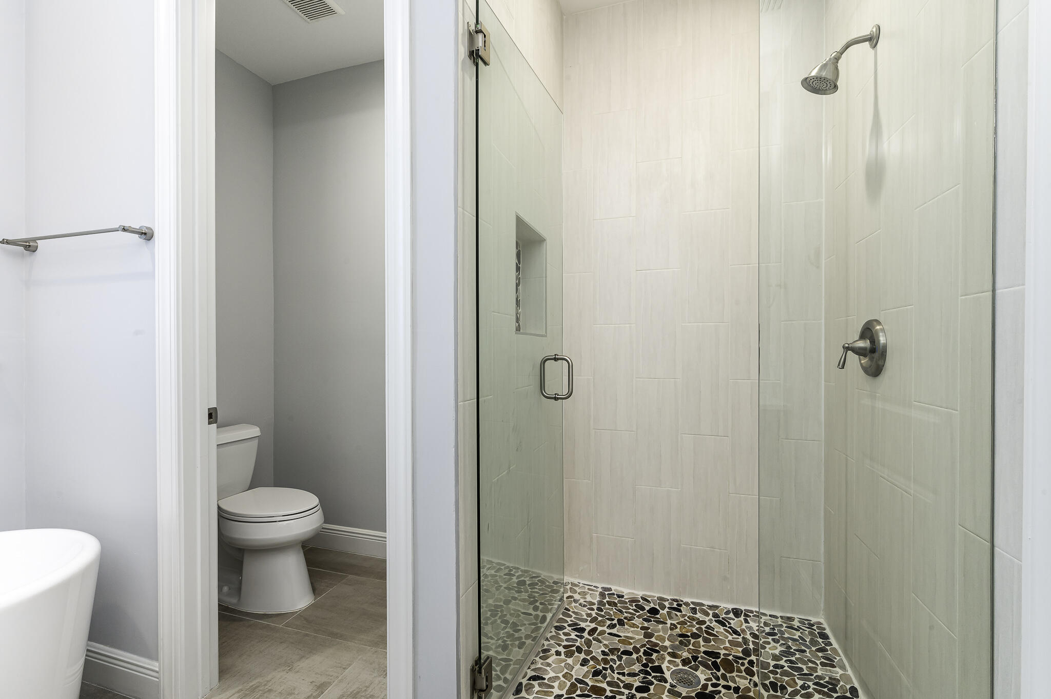 1031 NE 13th Fort Lauderdale, FL 33304