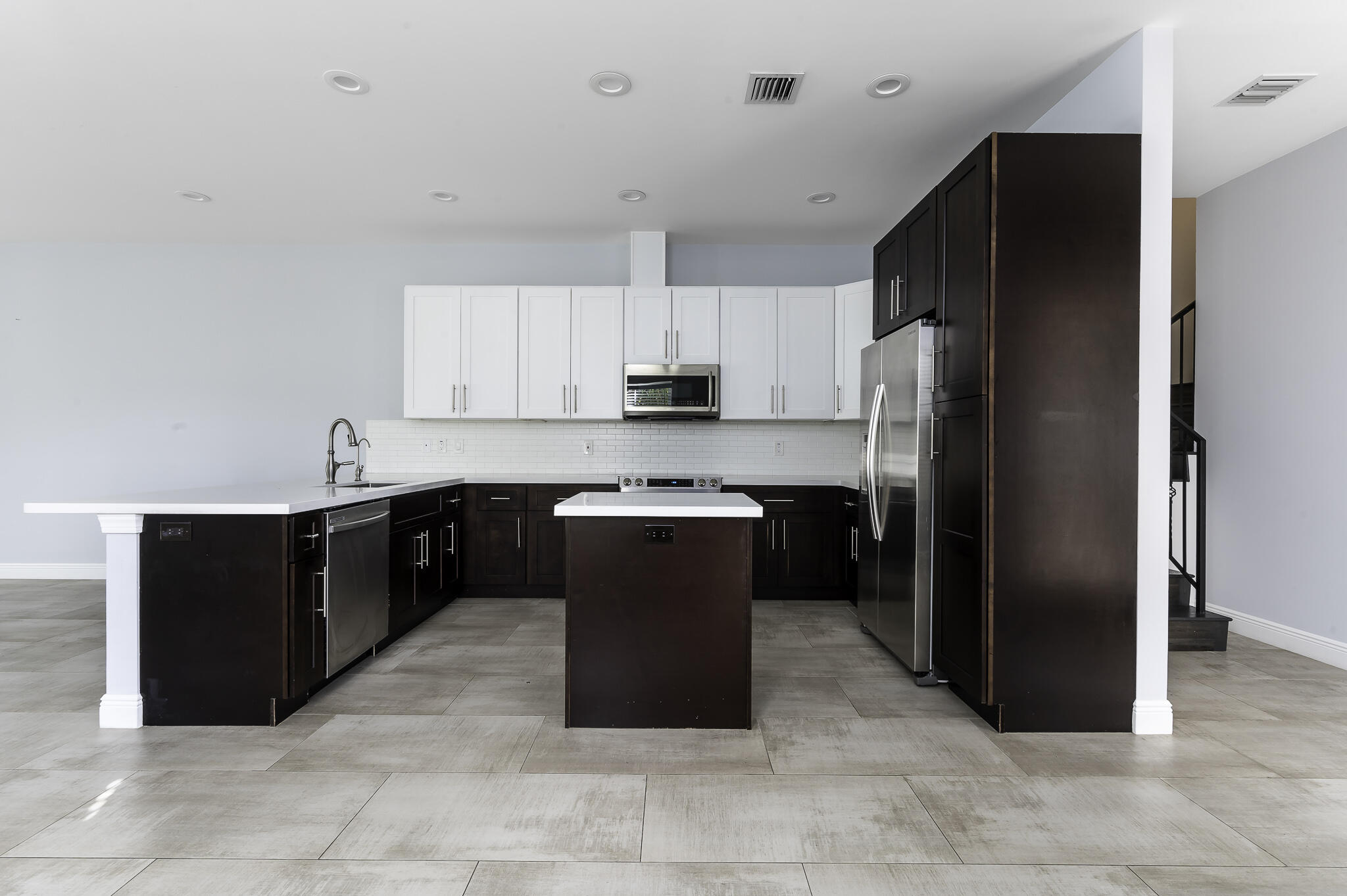 1031 NE 13th Fort Lauderdale, FL 33304