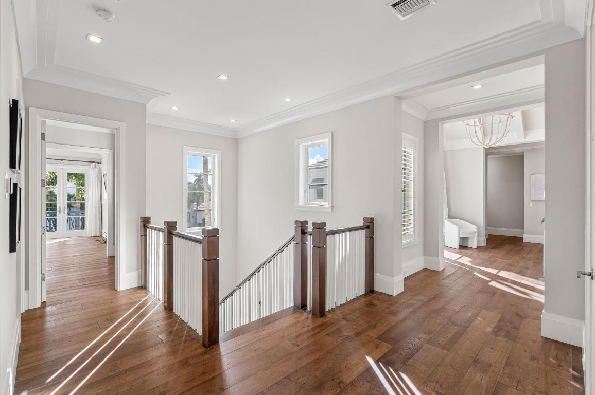 1002 Seasage Delray Beach, FL 33483