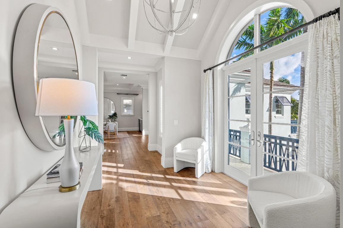 1002 Seasage Delray Beach, FL 33483