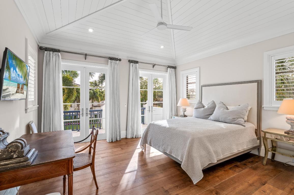 1002 Seasage Delray Beach, FL 33483