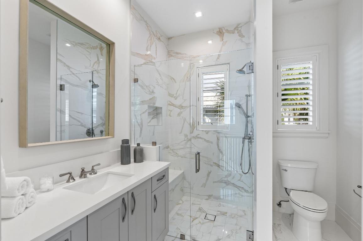 1002 Seasage Delray Beach, FL 33483