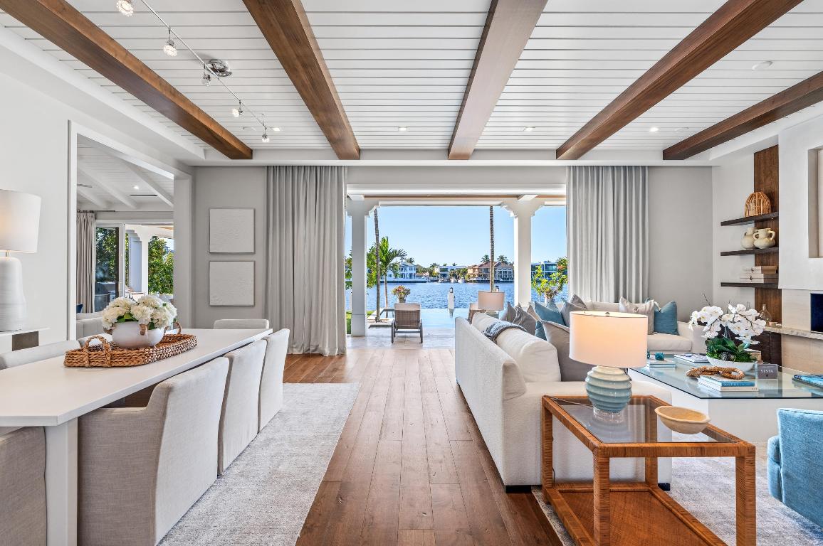 1002 Seasage Delray Beach, FL 33483