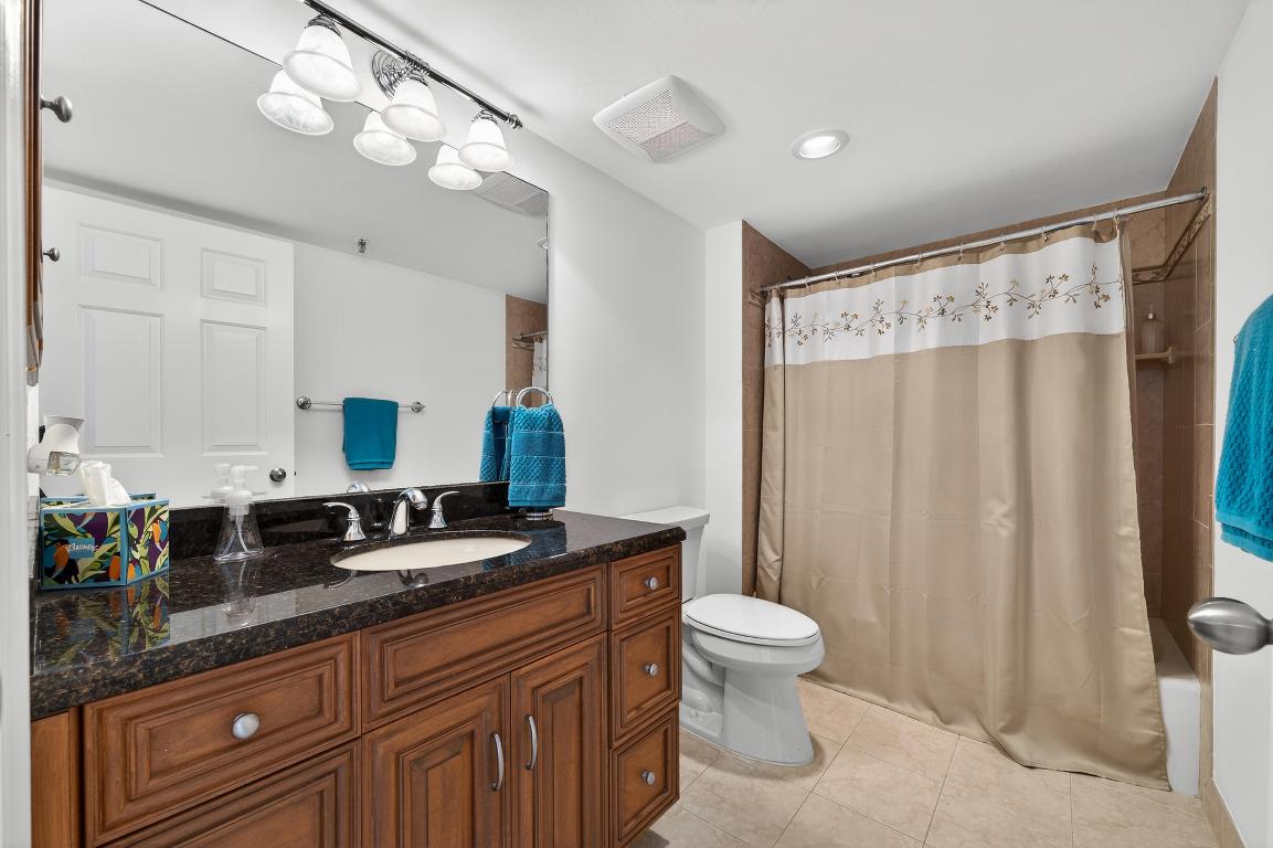 19800 Sandpointe Bay #607 Tequesta, FL 33469