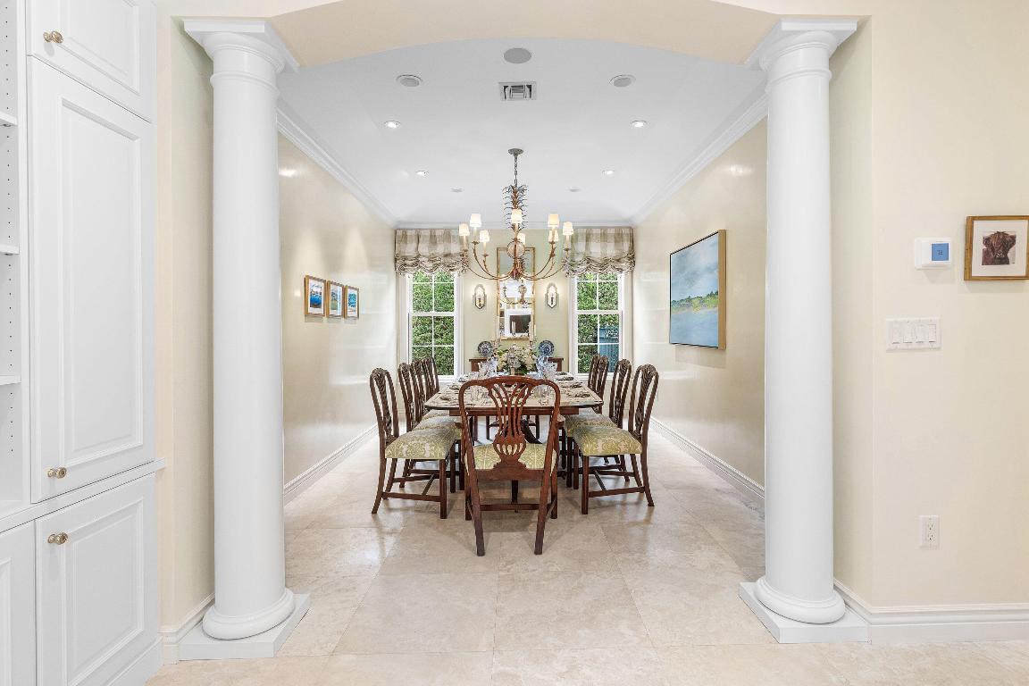 450 Banyan Gulf Stream, FL 33483