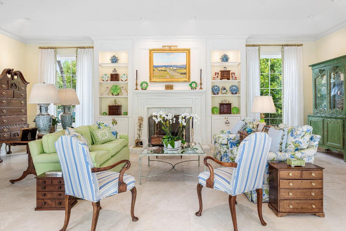 450 Banyan Gulf Stream, FL 33483