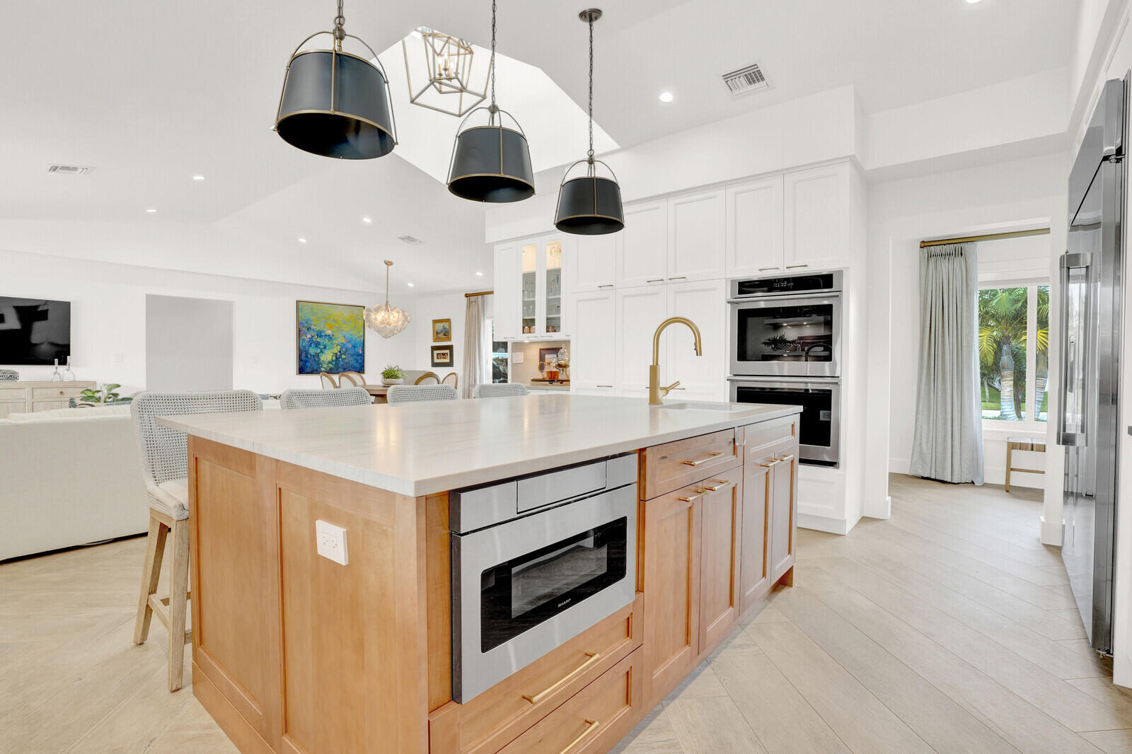 1151 Coral Singer Island, FL 33404