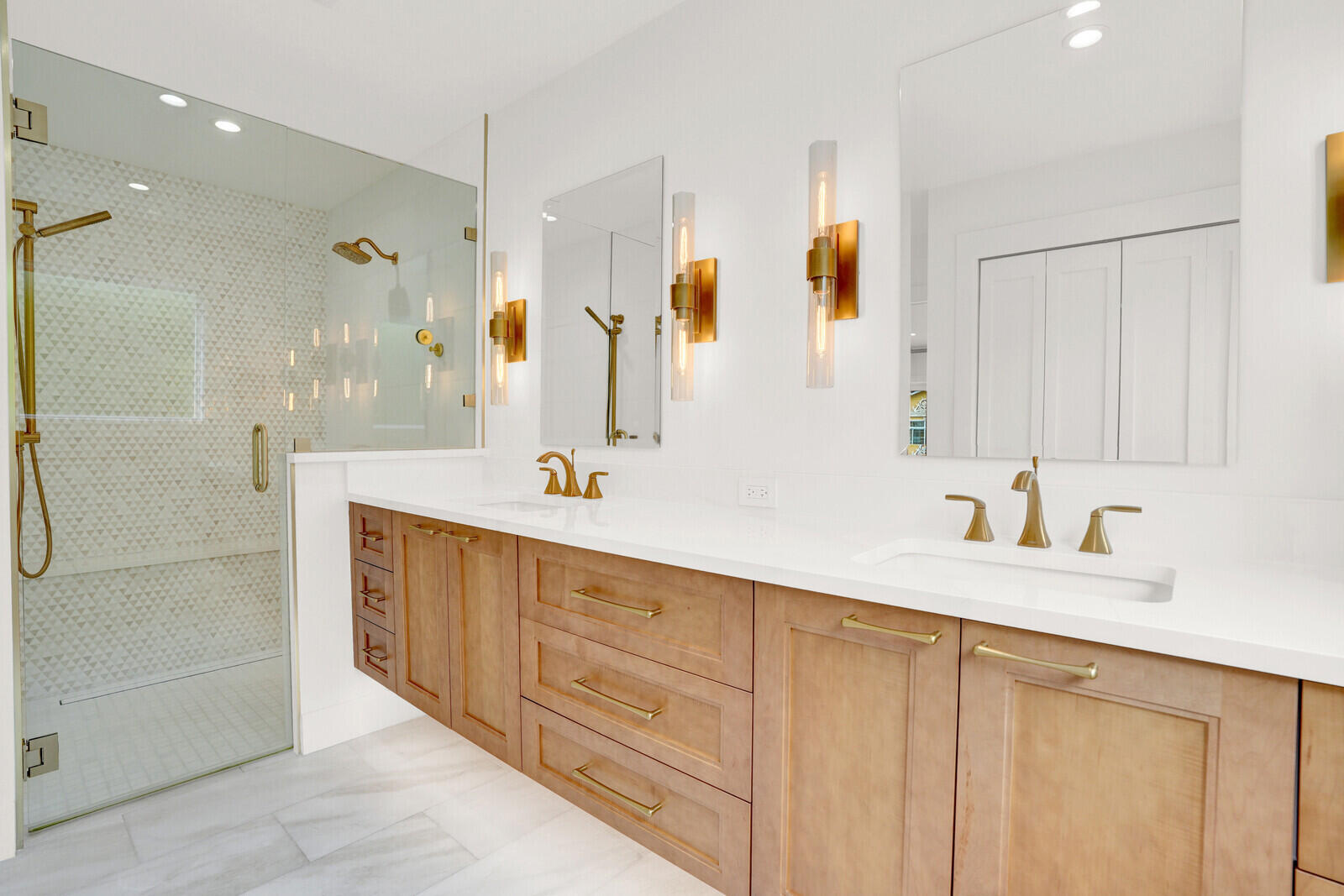 1151 Coral Singer Island, FL 33404