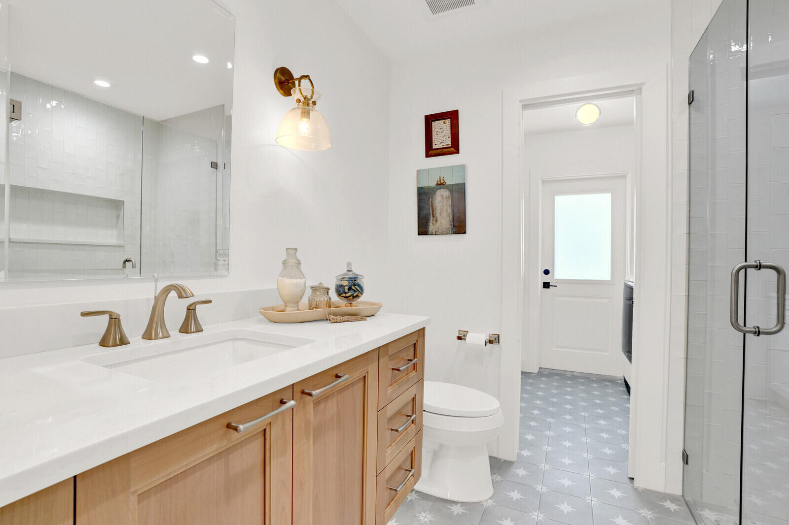 1151 Coral Singer Island, FL 33404