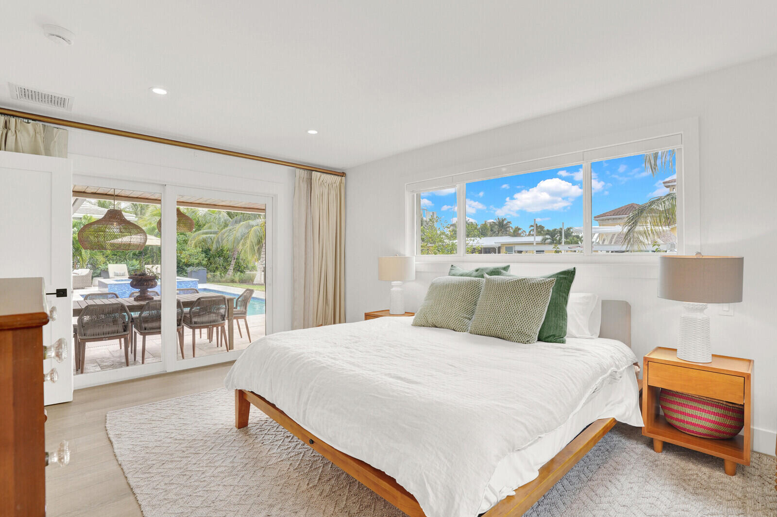 1151 Coral Singer Island, FL 33404